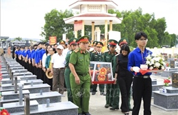 Truy điệu, an táng 5 hài cốt liệt sĩ tại xã Nghĩa Giang, Quảng Ngãi