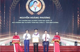Tuyên dương học sinh đạt giải quốc tế, quốc gia