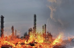 Iran: Nổ tại nhà máy lọc dầu cung cấp 25% nhu cầu nhiên liệu của đất nước