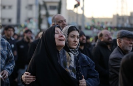 Nổ lớn tiếp tục vang khắp Tehran, người dân thủ đô Iran đối mặt với lựa chọn 50/50