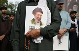 Iran cảnh báo về đòn ‘trả đũa bằng máu’ cho việc ám sát Lãnh tụ Tối cao