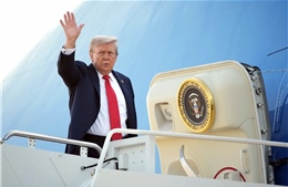 Tuyên bố &#39;nóng’ của Tổng thống Trump về vấn đề trao đổi lãnh thổ trước khi tới Alaska