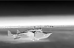 Video tình báo Ukraine lần đầu dùng UAV phá huỷ thuỷ phi cơ của Nga ở Crimea
