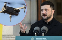 Máy bay chở Tổng thống Ukraine bị 4 UAV bám đuổi, dấy lên nghi vấn bị tấn công hỗn hợp