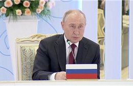 Tổng thống Putin lần đầu tiết lộ uy lực của tên lửa đạn đạo &#39;không có đối thủ&#39; Oreshnik