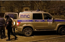 Ukraine tấn công làm hàng trăm nghìn người ở Nga sống trong đêm lạnh giá vì mất điện