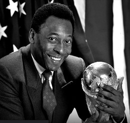 Huyền thoại bóng đá thế giới Pelé qua đời
