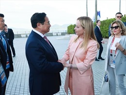 Thủ tướng Phạm Minh Chính gặp Thủ tướng Italy Giorgia Meloni 