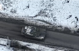 Quân đội Ukraine tung video đầu tiên về hoạt động của siêu tăng Abrams trên chiến trường
