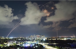 Israel đánh chặn thành công 2.000 vụ tấn công bằng tên lửa, lần đầu dùng hệ thống Arrow-3
