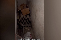 Israel tung video nói phát hiện vũ khí trong trường mẫu giáo, dưới giường ngủ của trẻ em