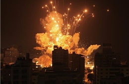 Israel tiến hành huy động quân sự lớn nhất 50 năm, không quân dồn dập oanh tạc Dải Gaza