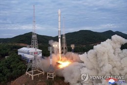 Hàn Quốc họp Nội các bất thường để ra quyết định quan trọng sau khi Triều Tiên phóng vệ tinh do thám