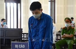 Án tù thích đáng cho các đối tượng tổ chức đưa người nhập cảnh trái phép vào Việt Nam