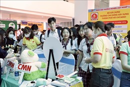 Sôi động Ngày hội Hướng nghiệp - Dạy nghề tại Thành phố Hồ Chí Minh