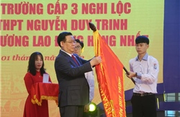 Chủ tịch Quốc hội dự Lễ kỷ niệm 60 năm thành lập Trường THPT Nguyễn Duy Trinh