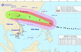 Trưa 15/9, siêu bão Mangkhut đi vào Đông Bắc Biển Đông, gió giật trên cấp 17