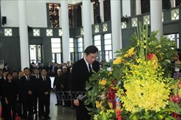 Thủ tướng Hàn Quốc Lee Nak-yeon viếng Chủ tịch nước Trần Đại Quang