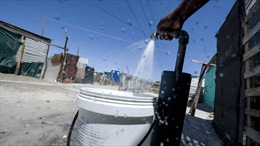 Nam Phi: Một người dân TP Cape Town chỉ được sử dụng dưới 70 lít nước mỗi ngày  