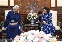 Quyền Chủ tịch nước Đặng Thị Ngọc Thịnh tiếp Trưởng môn phái trà đạo Urasenke Nhật Bản