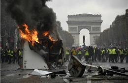 Lý do Pháp cấm tất các phương tiện giao thông tại đại lộ Champs-Elysee cuối tuần