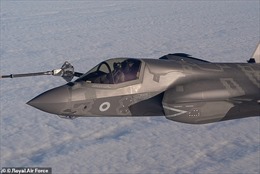 Máy bay chiến đấu F-35 tối tân nhất của Anh sẵn sàng không kích IS tại Syria, Iraq