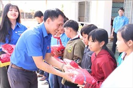 Ấm áp chương trình Xuân biên cương 2019 tại Đắk Lắk