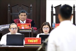 Ngày thứ 2 xét xử sơ thẩm vụ &#39;đánh bạc nghìn tỷ&#39; tại Phú Thọ