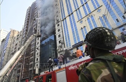 Số thương vong trong vụ hỏa hoạn tại Bangladesh lên đến 95 người