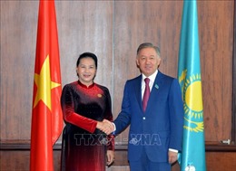 Chủ tịch Quốc hội Nguyễn Thị Kim Ngân hội kiến Chủ tịch Hạ viện Kazakhstan