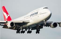 Máy bay hãng Qantas phải hạ cánh khẩn cấp do sự cố điện