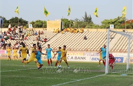 V.League 2019: Sông Lam Nghệ An hòa Sanna Khánh Hòa trên sân nhà