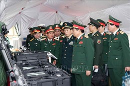 Bộ Quốc phòng Trung Quốc trao tặng trang bị cho Bộ Quốc phòng Việt Nam