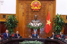 Thủ tướng Nguyễn Xuân Phúc tiếp Chủ tịch Tập đoàn SK Hàn Quốc 