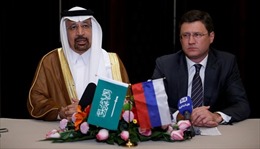 Saudi Arabia và Nga hợp tác ngăn giá dầu lao dốc