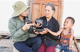 Vực dậy nghề gốm của người Bahnar ở Kon Tum