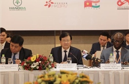Phó Thủ tướng Trịnh Đình Dũng: Cộng đồng doanh nghiệp là động lực cho tăng trưởng 