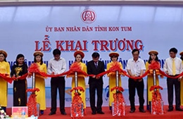 Thực hiện &#39;4 xin, 4 luôn&#39; trong phục vụ, hỗ trợ người dân, doanh nghiệp