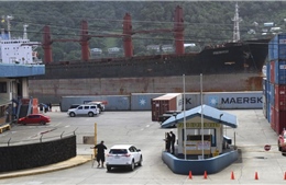 Mỹ lai dắt và bàn giao tàu Triều Tiên vi phạm lệnh trừng phạt