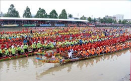 Nhiều hoạt động hấp dẫn tại Lễ hội Oóc Om Bóc của đồng bào Khmer ở Sóc Trăng