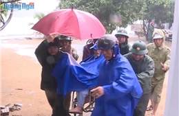 Ứng phó với bão số 6: Đã di dời gần 300 hộ dân ở huyện Đức Phổ, Quảng Ngãi