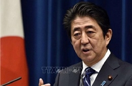Thủ tướng Nhật Bản lên đường thăm Trung Quốc dự hội nghị thượng đỉnh Nhật- Trung- Hàn