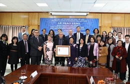 Trao Huân chương Hữu nghị của Nhà nước tặng tập thể Hội Hữu nghị Phần Lan-Việt Nam