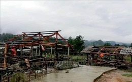  Mưa lớn kèm theo giông tại Tuyên Quang làm 81 ngôi nhà bị hư hỏng, tốc mái