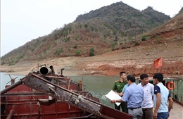 Sơn La tăng cường quản lý tài nguyên cát trên sông Đà