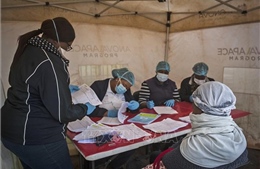 Nam Phi tăng cường xét nghiệm sàng lọc các ca nhiễm virus SARS-CoV-2