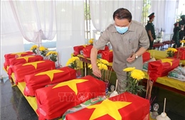 Quảng Trị truy điệu và an táng hài cốt liệt sĩ Việt Nam hy sinh tại Lào