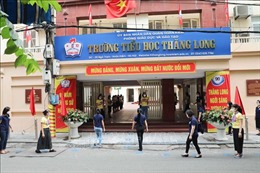 Không phải giãn cách, các trường mầm non, tiểu học tại Hà Nội tăng cường kiểm soát y tế