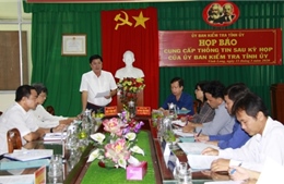 Ủy ban Kiểm tra Tỉnh ủy Vĩnh Long thi hành kỷ luật đảng viên vi phạm