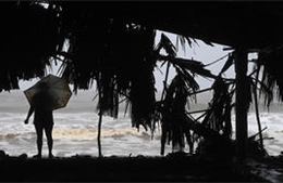 Bão Cristobal gây gió giật nguy hiểm vận tốc 65km/h ở Vịnh Mexico